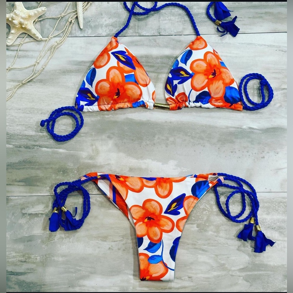 NEW SEXY Brazilian Bikini reversible set.